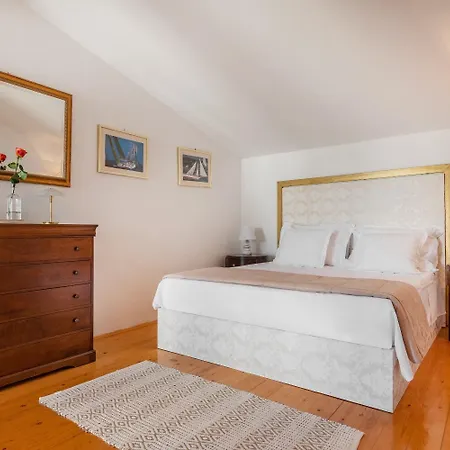Holiday Varija - 10 M From The Beach Nyaraló Trogir